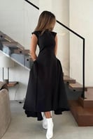 فستان اسود ميدي مناسب للعيد