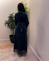 جلابية ميدي من المخمل