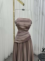 فستان سهرة بليسيه بتطريز انيق