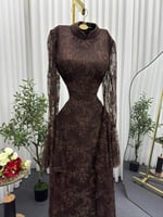 فستان ناعم من الدانتيل