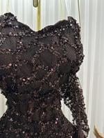 فستان سهرة انيق بتطريز مميز