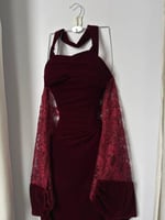 فستان سهرة انيق من المخمل