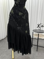 فستان سهرة ميدي باللون الاسود