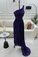 فستان بليسيه بكتف واحد