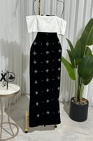 فستان سهرة انيق مزين بكريستالات براقة