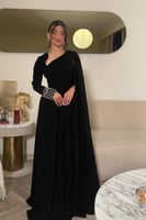 فستان سهرة ناعم بتصميم انيق