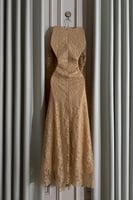 فستان ناعم بأكمام طويلة