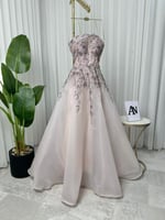 فستان سهرة مميز بشك راقي