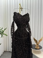 فستان سهرة انيق بتطريز مميز