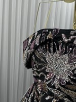 فستان سهرة بتطريز راقي