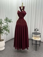 فستان سهرة عودي بلمسات دانتيل