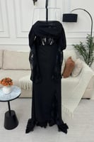 فستان اسود بلمسات من الدانتيل