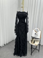 فستان اسود ناعم من دانتيل