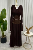 فستان ناعم بحزام انيق على الخصر