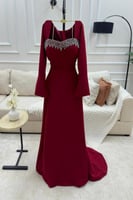 فستان سهرة برغاندي مميز بتطريز مميز