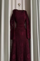 فستان ناعم بأكمام طويلة