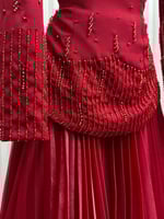 فستان سهرة انيق بتصميم مميز