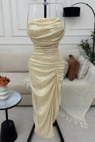 فستان بيج براق بزم على الجانب