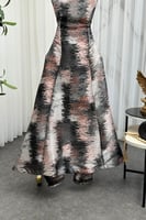 فستان ناعم بطبعات مميزة