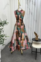 فستان ناعم بطبعات مميزة