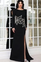 فستان ناعم بتطريز ورود