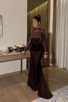 فستان سهرة انيق بلمسات دانتيل