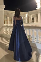 فستان انيق بكيب تل مطرز