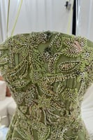 فستان سهرة بتطريز فاخر