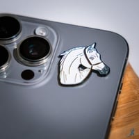 ملصق معدني خيل