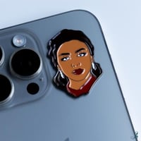 ملصق معدني أنغام