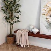 بنش خشبي كبير