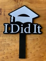 شارة قبعة التخرج - 2025