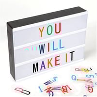 لوحة احرف مضيئة