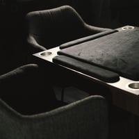 طاولة بلوت مرتفعة فاخرة