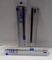 مسطرة 20 سم حرف معدن 6924018189462