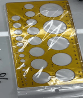 مسطرة دوائر عريضة