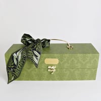 توزيعات العيد الشنطة الخضراء