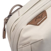 بيك ديزاين شنطة يد - بيج