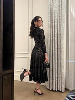 فستان ميدي من الدانتيل الأسود الفاخر