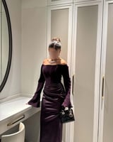 فستان سهرة بنفسجي أوف شولدر بأكمام طويلة