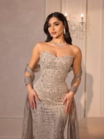 فستان سهرة فضي رخامي كورسيه مرصع ودربيه