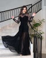 فستان اسود دانتيل بقصة ضيقة وتنورة شيفون | فساتين...