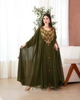 جلابية شيفون خضراء بتطريز ذهبي فاخر