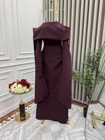 فستان سهرة خمري بقصة ملكية أنيقة