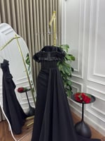 فستان سهرة أسود أوف شولدر بتصميم كورسيه فاخر