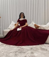 فستان عنّابي مخملي بتصميم ملكي فاخر