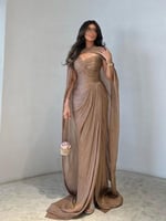 فستان سهرة بني فاخر مطرز بستايل كلاسيكي راقٍ