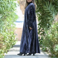 [V3] - عباية مخمل كحلي