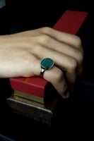 خاتم ملكي فضه اخضر بيضاوي