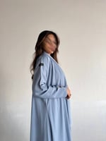 عبايات ملونة